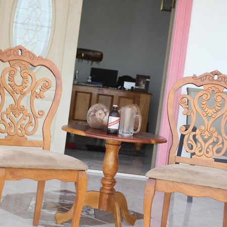 Sweetsop Jamaica Villa And Tours Montego Bay Exterior photo