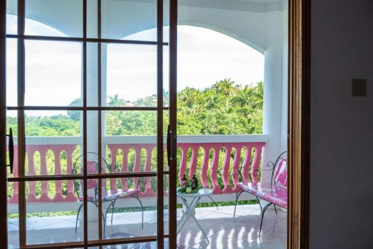 Sweetsop Jamaica Villa And Tours Montego Bay Exterior photo