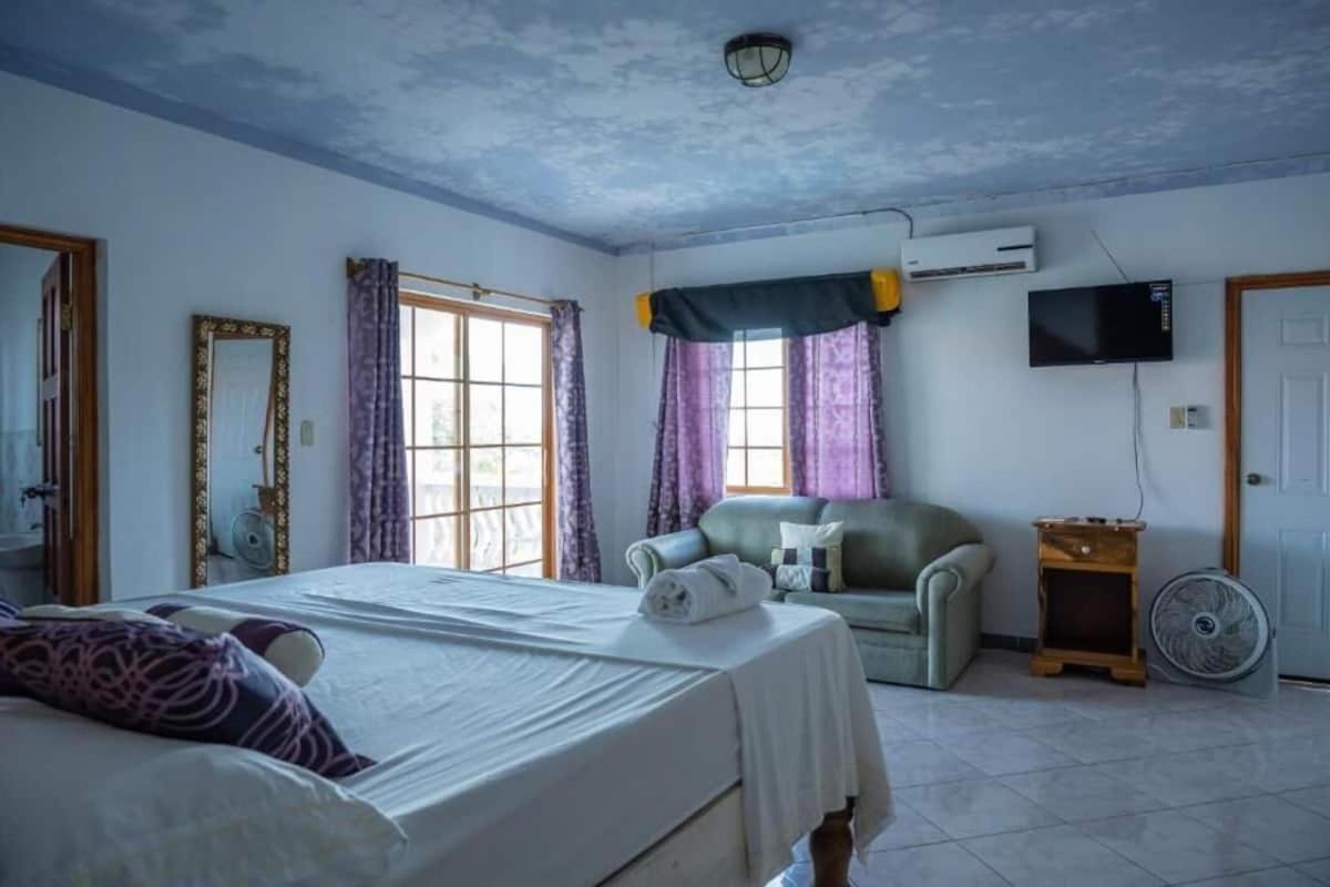 Sweetsop Jamaica Villa And Tours Montego Bay Exterior photo